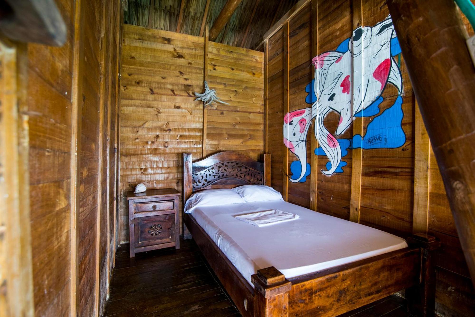 Casa En El Agua Hotel Tintipan Island ภายนอก รูปภาพ