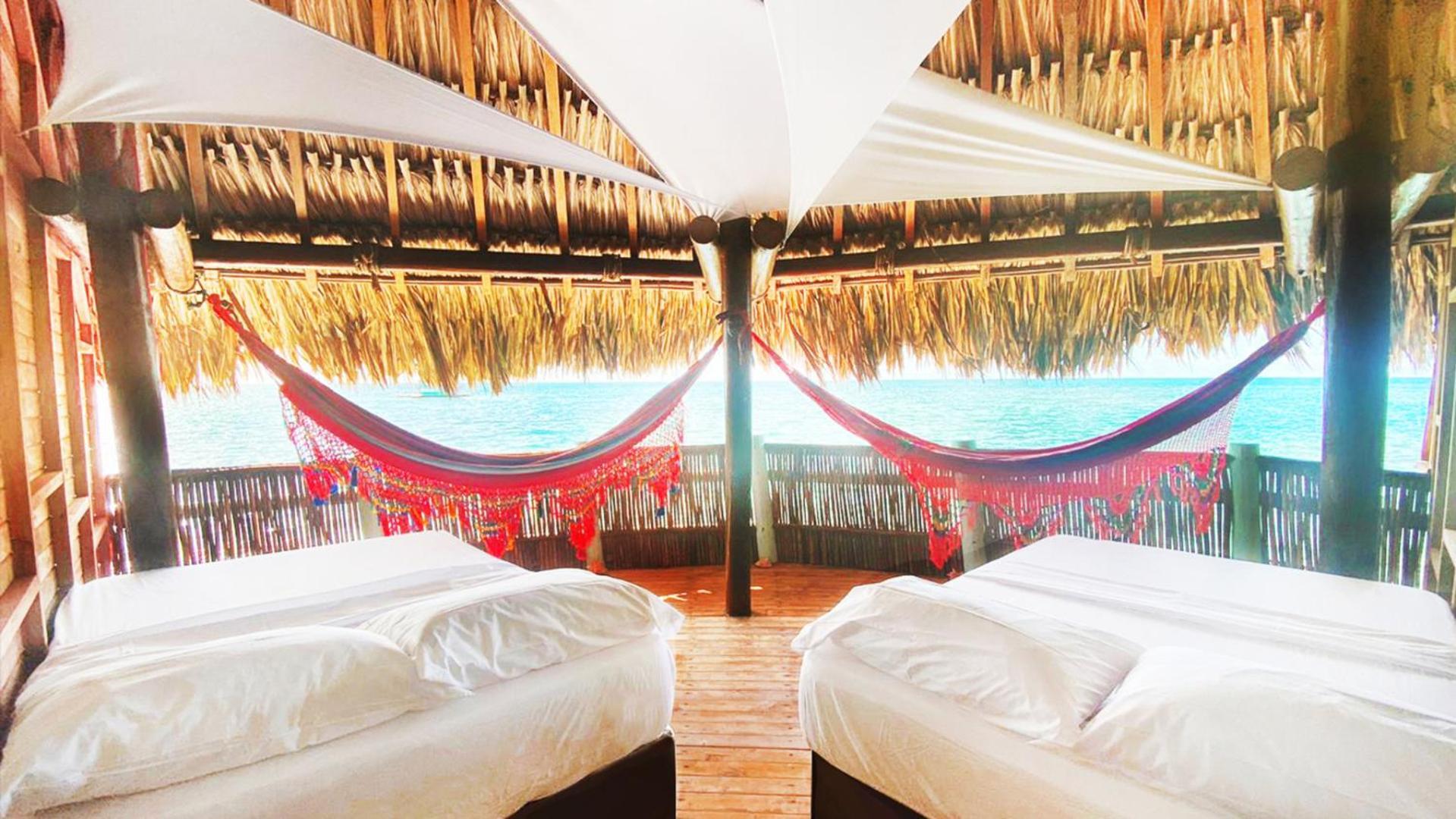 Casa En El Agua Hotel Tintipan Island ภายนอก รูปภาพ