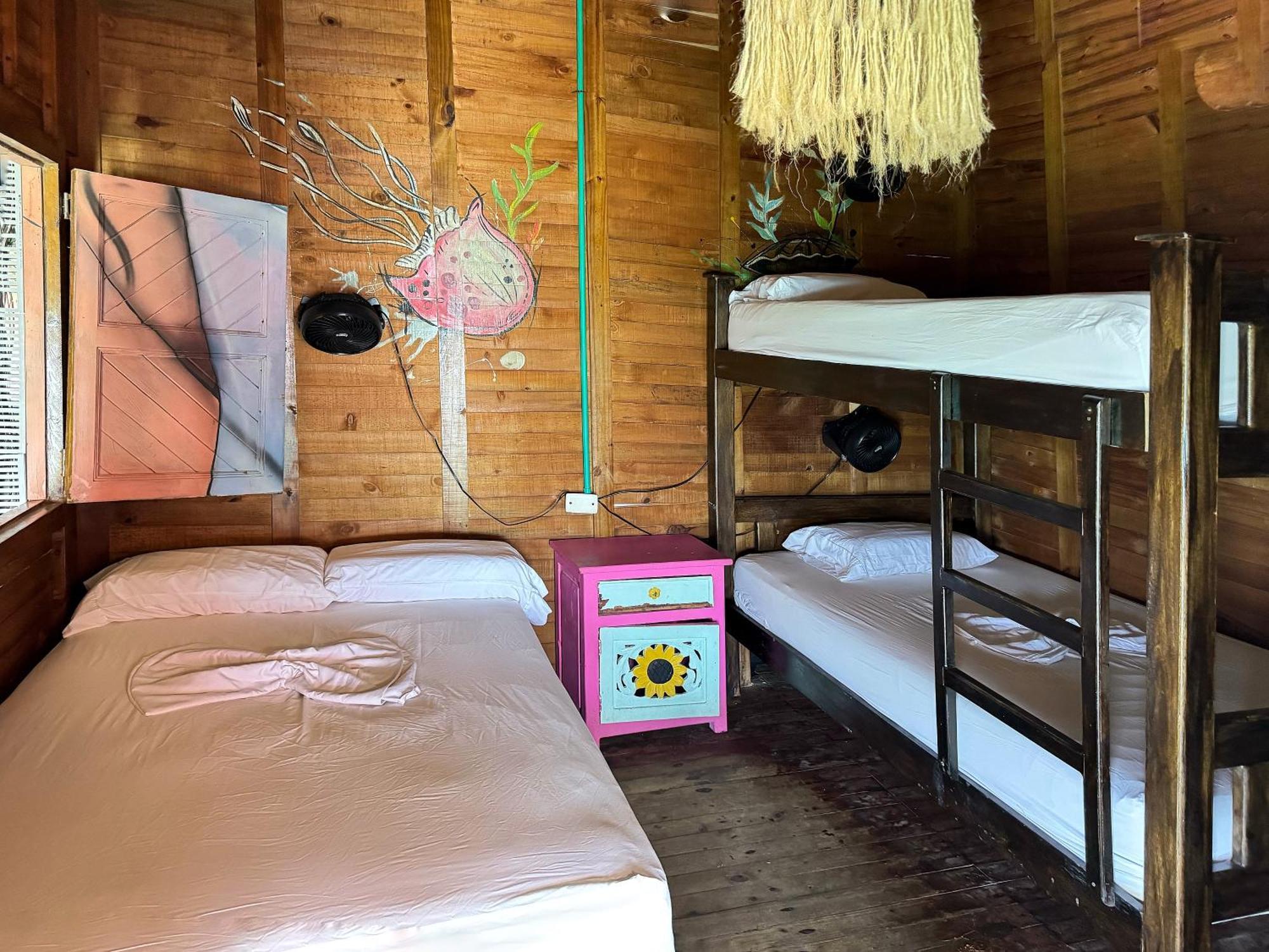Casa En El Agua Hotel Tintipan Island ภายนอก รูปภาพ